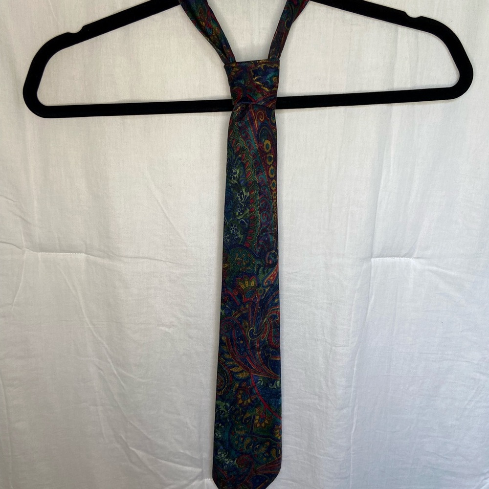 Men’s Tie- Paisley pattern